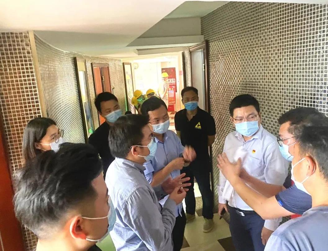【战役进行时】24小时急速冲锋！华体会手机网页版登录入口_华体会(中国)建筑紧急援建顺德容桂隔离酒店改造任务